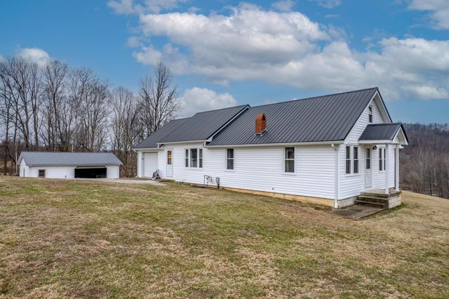48 Burks Court, West Liberty, KY 41472