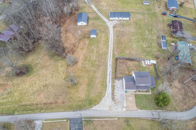 48 Burks Court, West Liberty, KY 41472