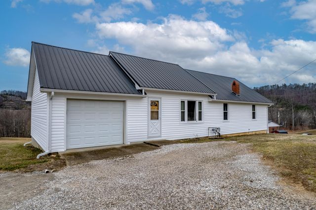 48 Burks Court, West Liberty, KY 41472