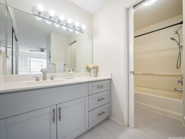 91-221 Hanapouli Circle 35B, Ewa Beach, HI 96706