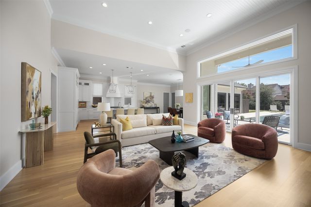 7110 Robin Road, Dallas, TX 75209