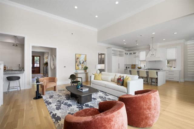 7110 Robin Road, Dallas, TX 75209
