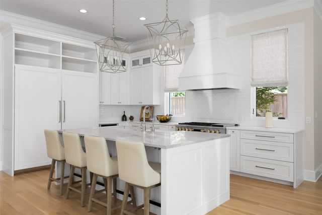 7110 Robin Road, Dallas, TX 75209