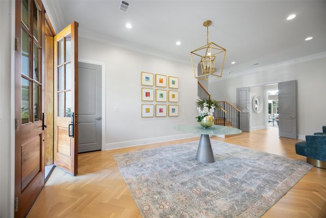 7110 Robin Road, Dallas, TX 75209