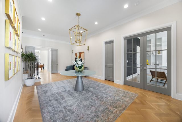 7110 Robin Road, Dallas, TX 75209