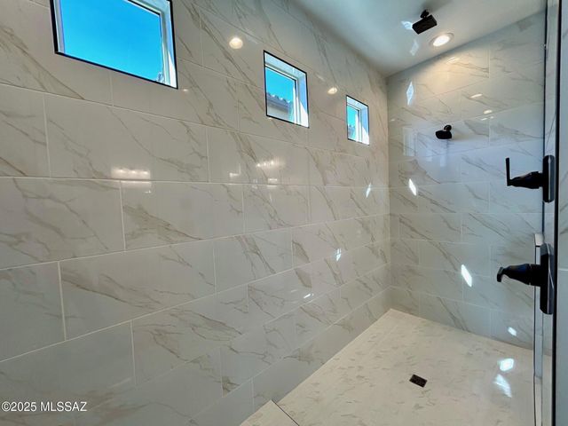 14450 N Quail Brush Pass, Marana, AZ 85658