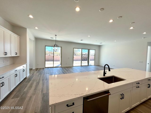 14450 N Quail Brush Pass, Marana, AZ 85658