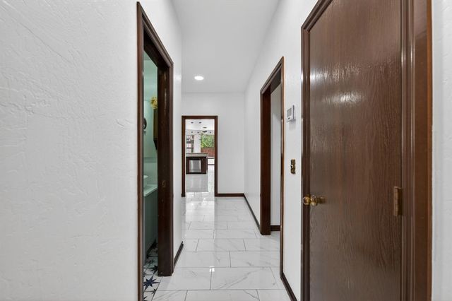 2816 SW 108th Street, Oklahoma City, OK 73170