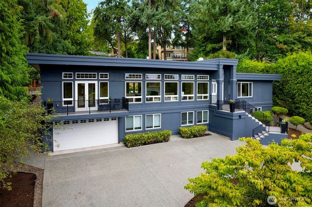 6145 93rd Avenue SE, Mercer Island, WA 98040