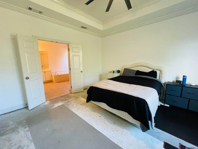 38156 Summerwood Ave, Prairieville, LA 70769