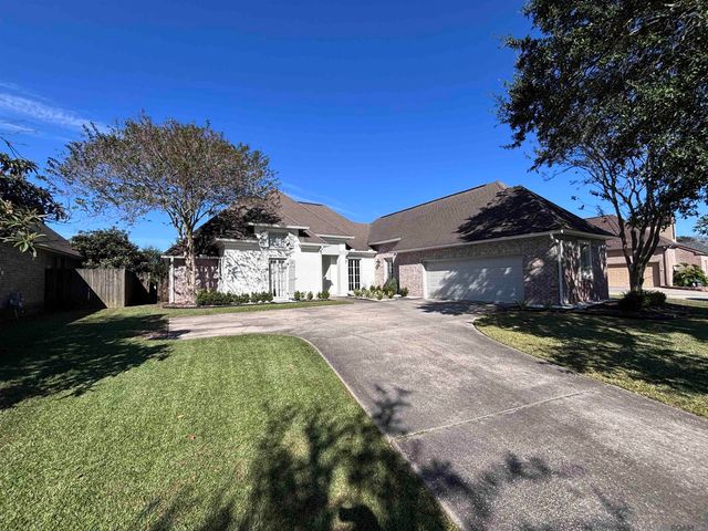 38156 Summerwood Ave, Prairieville, LA 70769