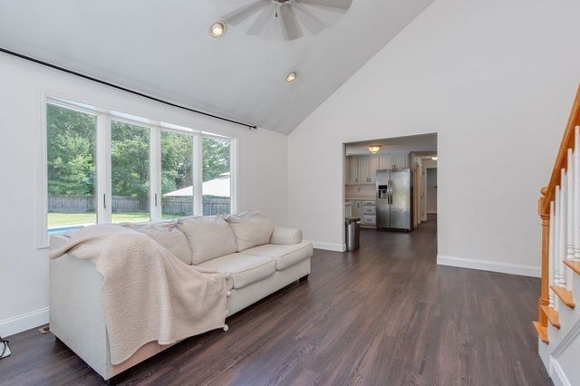 21 Partridge Road, Dracut, MA 01826