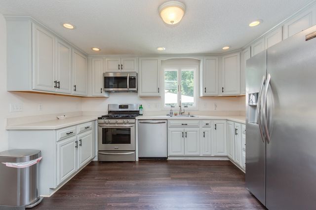 21 Partridge Road, Dracut, MA 01826