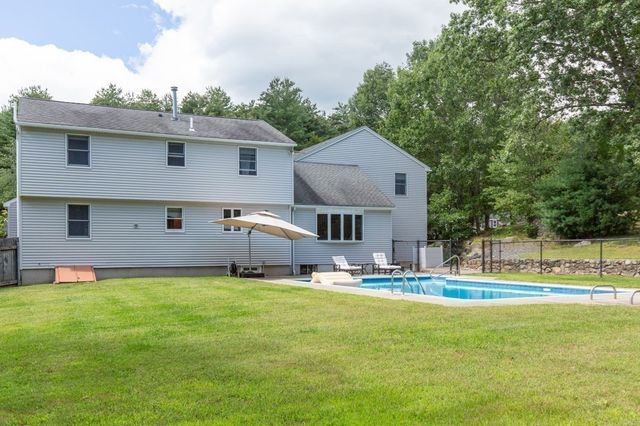 21 Partridge Road, Dracut, MA 01826