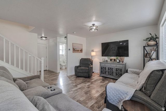 321 W WILLOW DR, Saratoga Springs, UT 84045