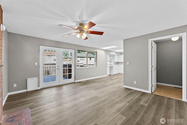 3157 SE Villa Carmel Drive, Port Orchard, WA 98366