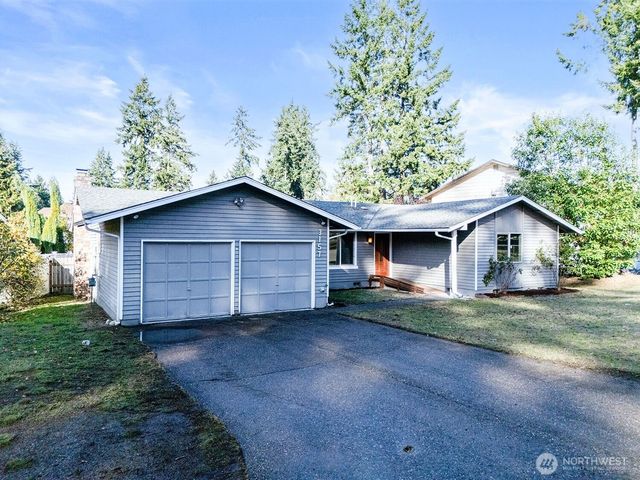 3157 SE Villa Carmel Drive, Port Orchard, WA 98366