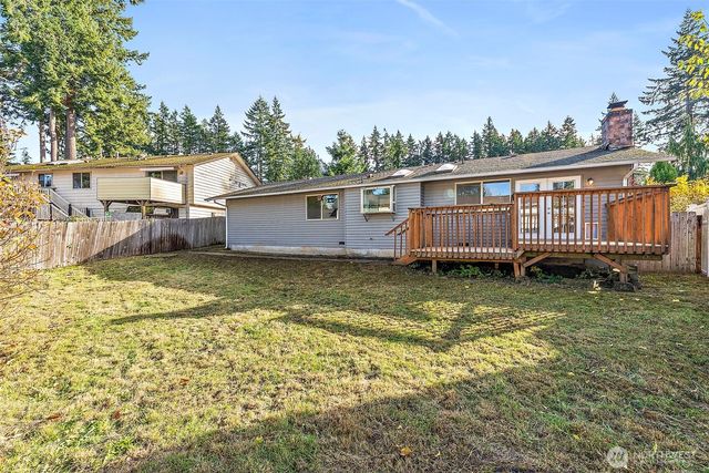 3157 SE Villa Carmel Drive, Port Orchard, WA 98366