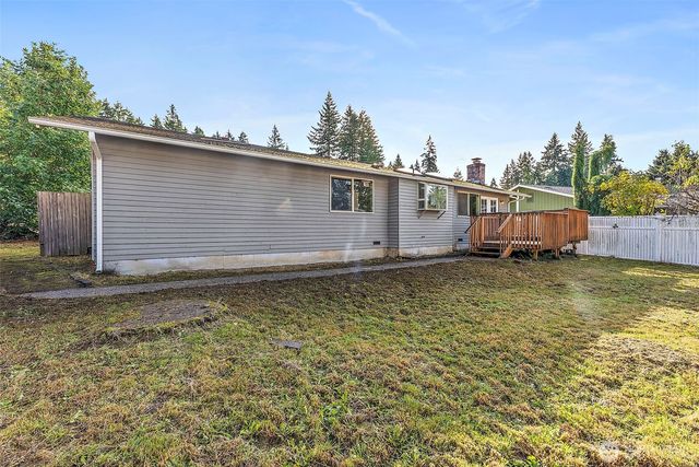 3157 SE Villa Carmel Drive, Port Orchard, WA 98366
