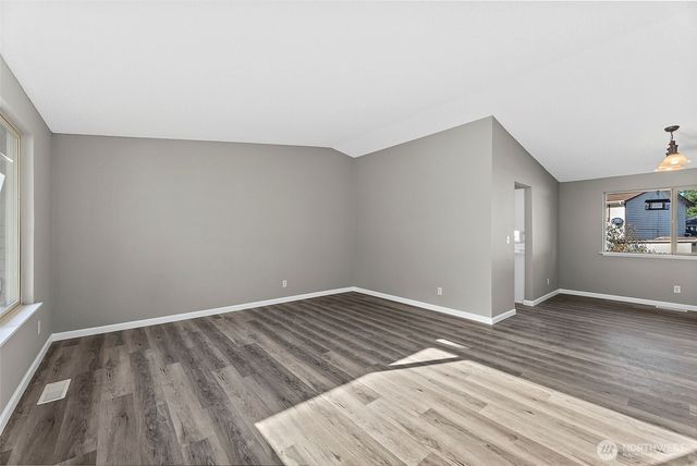 3157 SE Villa Carmel Drive, Port Orchard, WA 98366