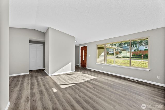 3157 SE Villa Carmel Drive, Port Orchard, WA 98366