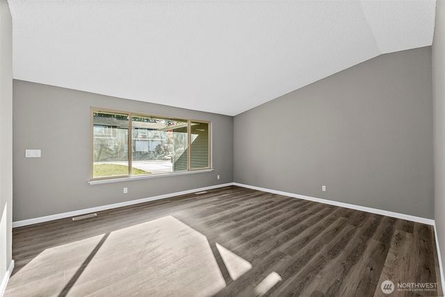 3157 SE Villa Carmel Drive, Port Orchard, WA 98366