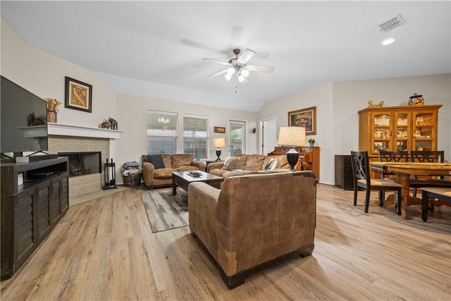 336 Lema Dr, Portland, TX 78374