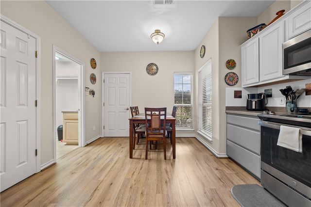 336 Lema Dr, Portland, TX 78374