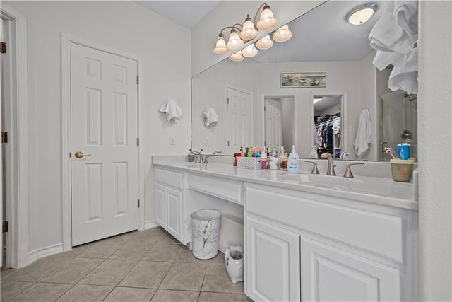 336 Lema Dr, Portland, TX 78374