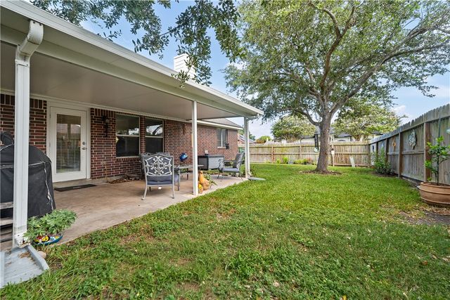 336 Lema Dr, Portland, TX 78374
