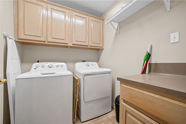336 Lema Dr, Portland, TX 78374