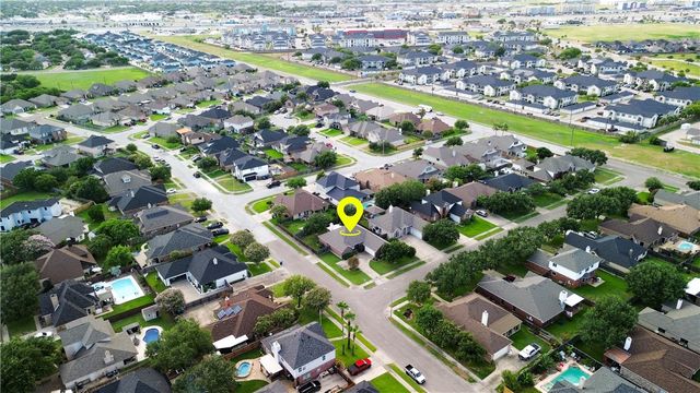 336 Lema Dr, Portland, TX 78374