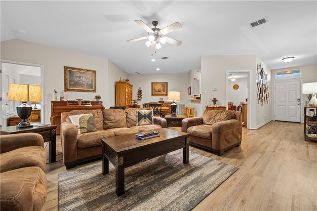 336 Lema Dr, Portland, TX 78374