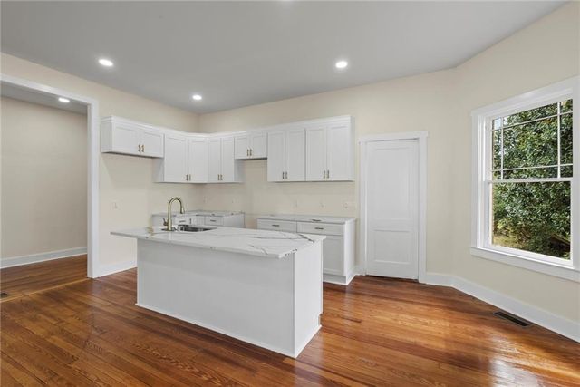 948 Peek NW Street, Conyers, GA 30012