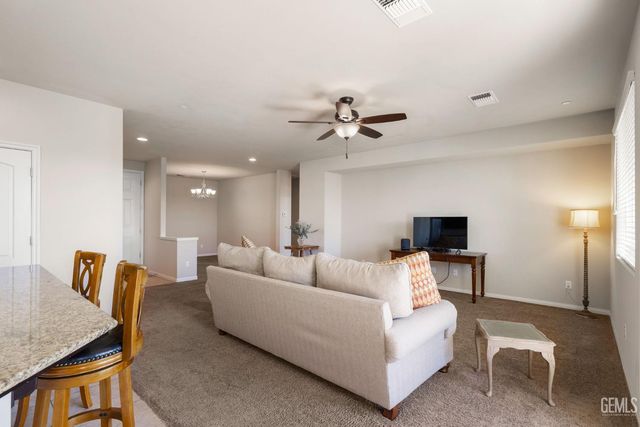 14705 Yellow Lupine Drive, Bakersfield, CA 93314