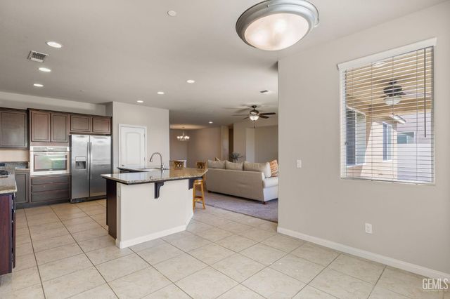 14705 Yellow Lupine Drive, Bakersfield, CA 93314
