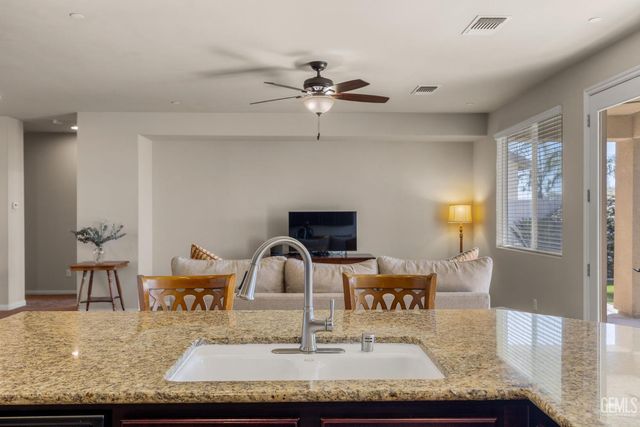 14705 Yellow Lupine Drive, Bakersfield, CA 93314