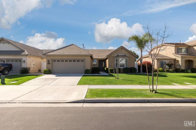 14705 Yellow Lupine Drive, Bakersfield, CA 93314