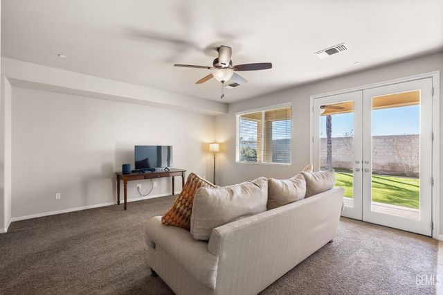 14705 Yellow Lupine Drive, Bakersfield, CA 93314