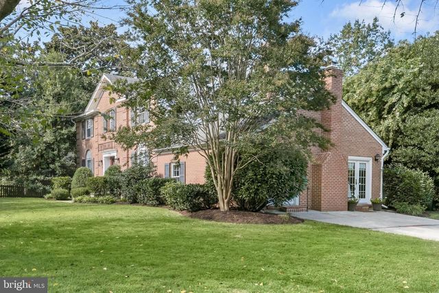11704 HITCHING POST LN, North Bethesda, MD 20852