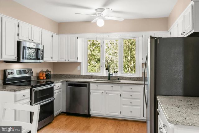 11704 HITCHING POST LN, North Bethesda, MD 20852