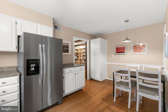 11704 HITCHING POST LN, North Bethesda, MD 20852