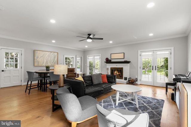 11704 HITCHING POST LN, North Bethesda, MD 20852