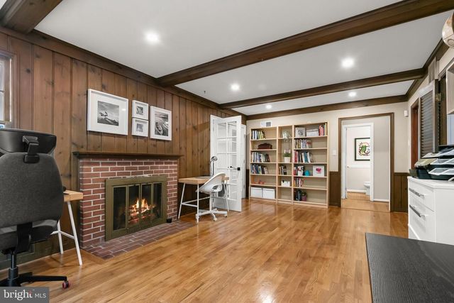 11704 HITCHING POST LN, North Bethesda, MD 20852