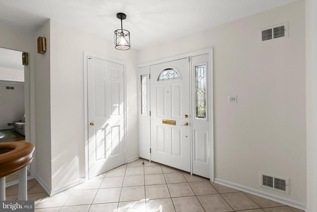 11704 HITCHING POST LN, North Bethesda, MD 20852