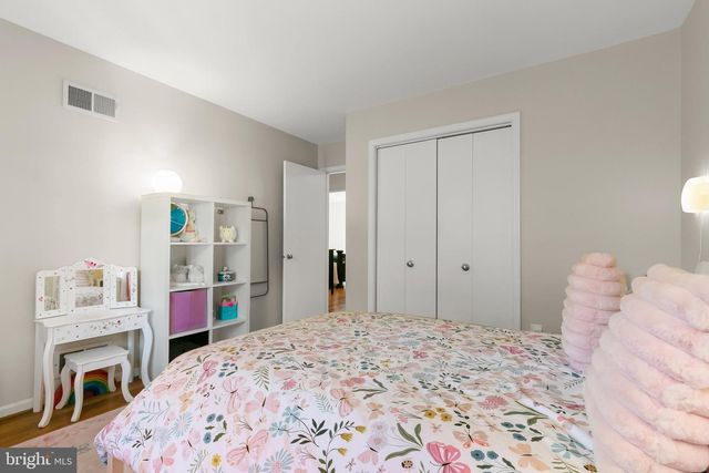11704 HITCHING POST LN, North Bethesda, MD 20852