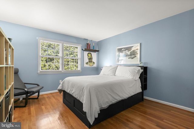 11704 HITCHING POST LN, North Bethesda, MD 20852