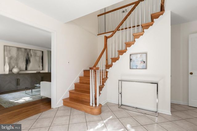 11704 HITCHING POST LN, North Bethesda, MD 20852
