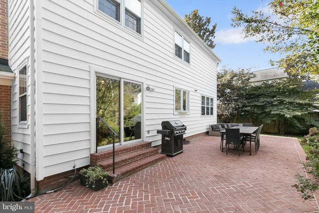 11704 HITCHING POST LN, North Bethesda, MD 20852