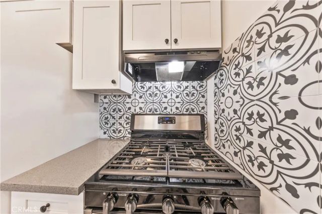 943 S Ford Boulevard, Los Angeles, CA 90022